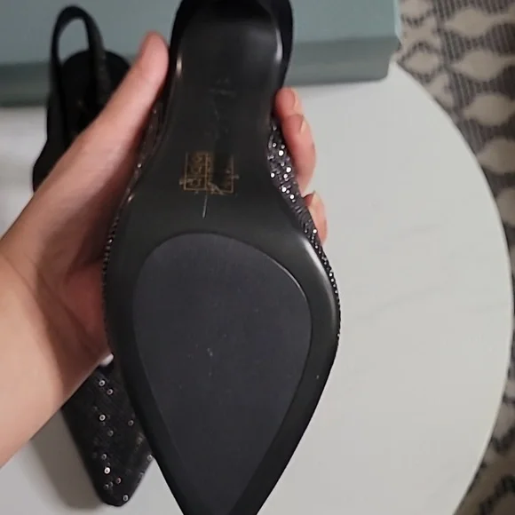 Lola Cruz Jewel Shoes - Picture 6 of 10